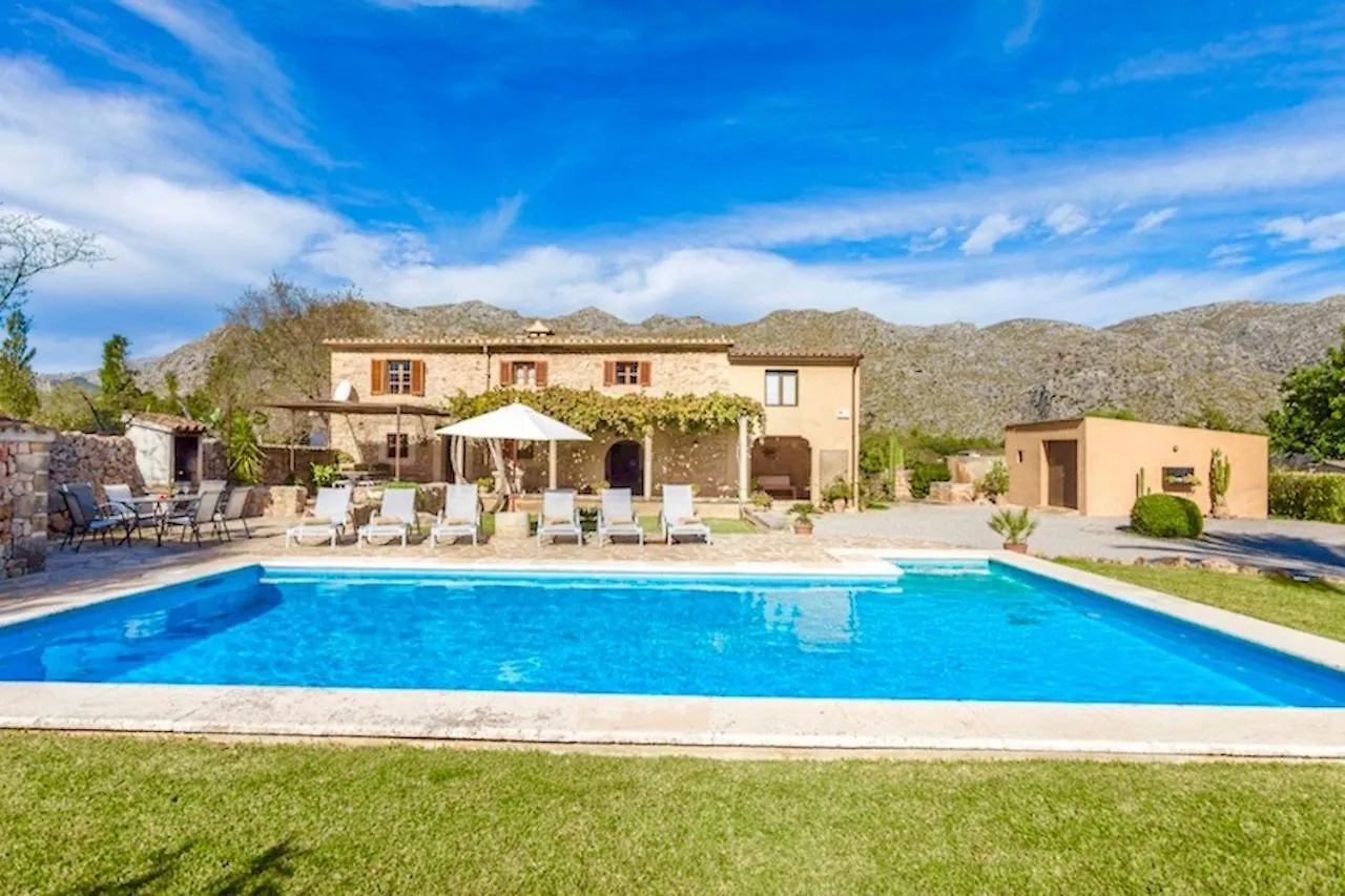 Villa Jardi By Sealand Villas Pollenca Spain